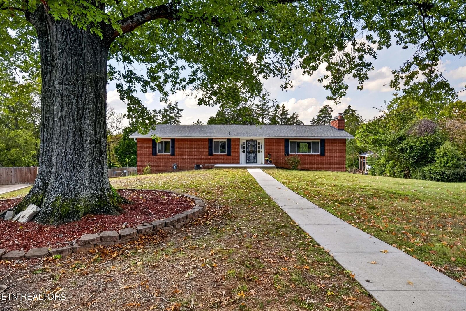 Property Photo: 106 Dartmouth Circle TN 37830