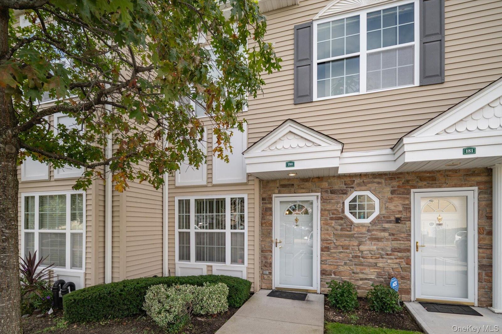 Property Photo:  180 Spring Drive  NY 11554 