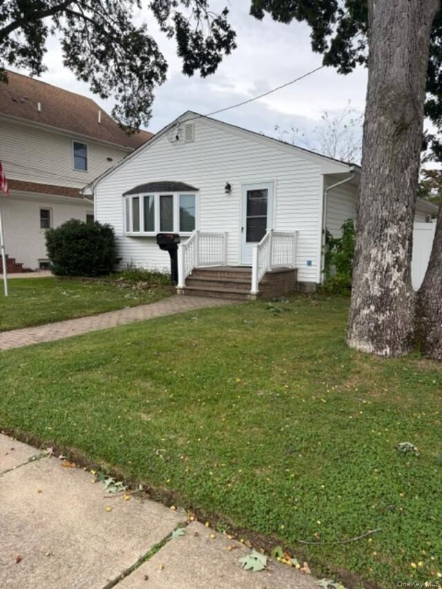 Property Photo:  175 N Hickory Street  NY 11758 