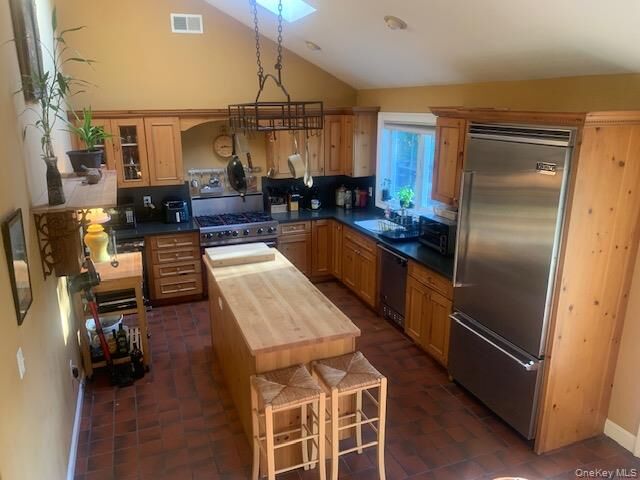 Property Photo:  39 Moran Way  NY 12533 