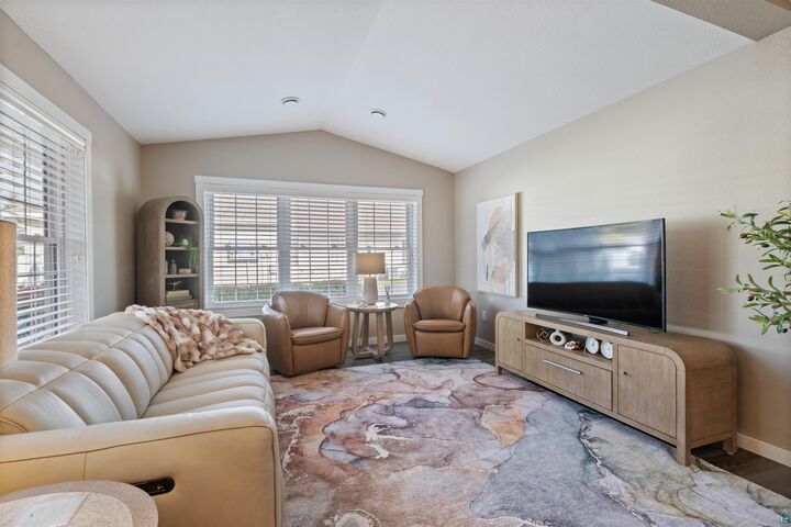 Property Photo:  2104 Miller Creek Dr 2104  MN 55811 