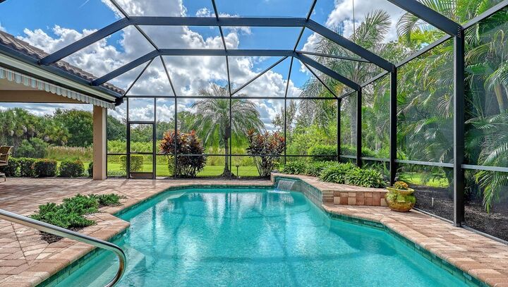 Property Photo: 8008 Royal Birkdale Circle FL 34202