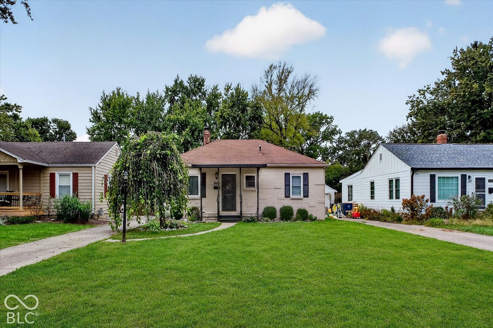 Property Photo: 5684 Norwaldo Avenue IN 46220