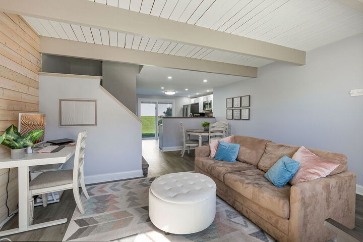 Property Photo:  2024 Countryside Lane  IL 60073 