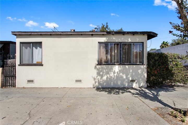 Property Photo:  5929 Florence Avenue  CA 90201 