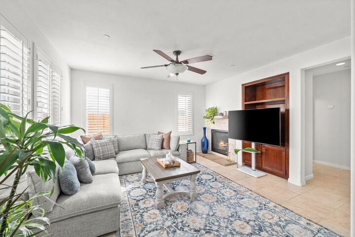 Property Photo: 949 Courtyards Loop CA 95648
