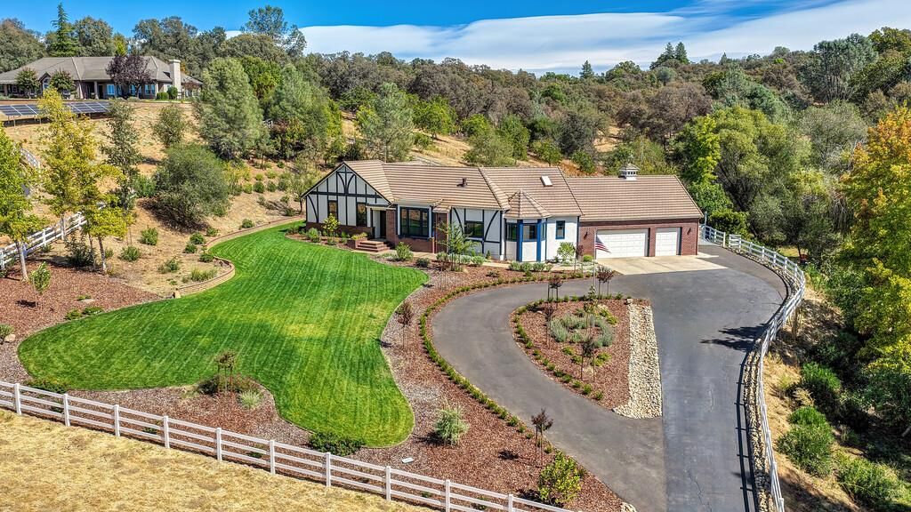 Property Photo: 6310 Butterfield Way CA 95667