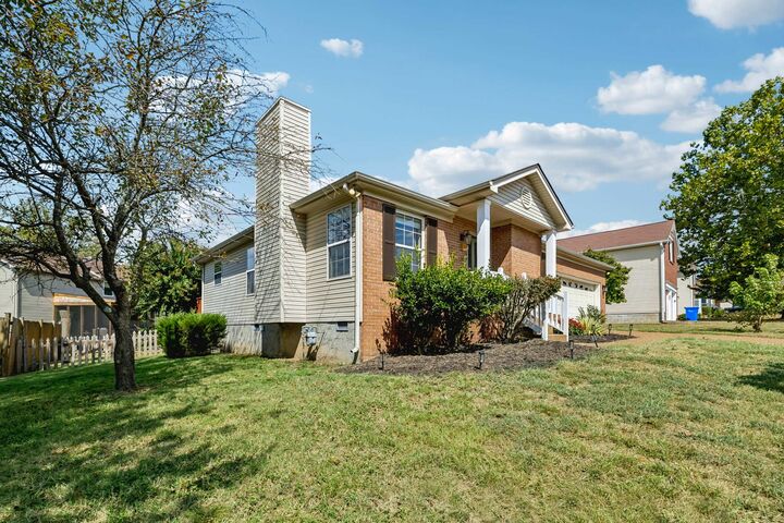 Property Photo: 204 Nathan Dr TN 37072