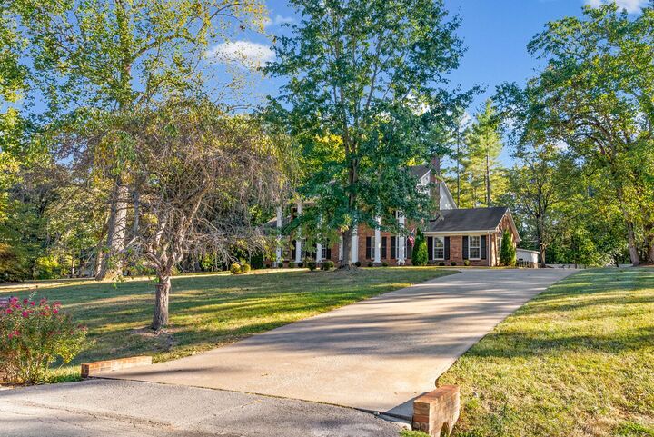 Property Photo: 2904 Winn Mor Dr TN 37043