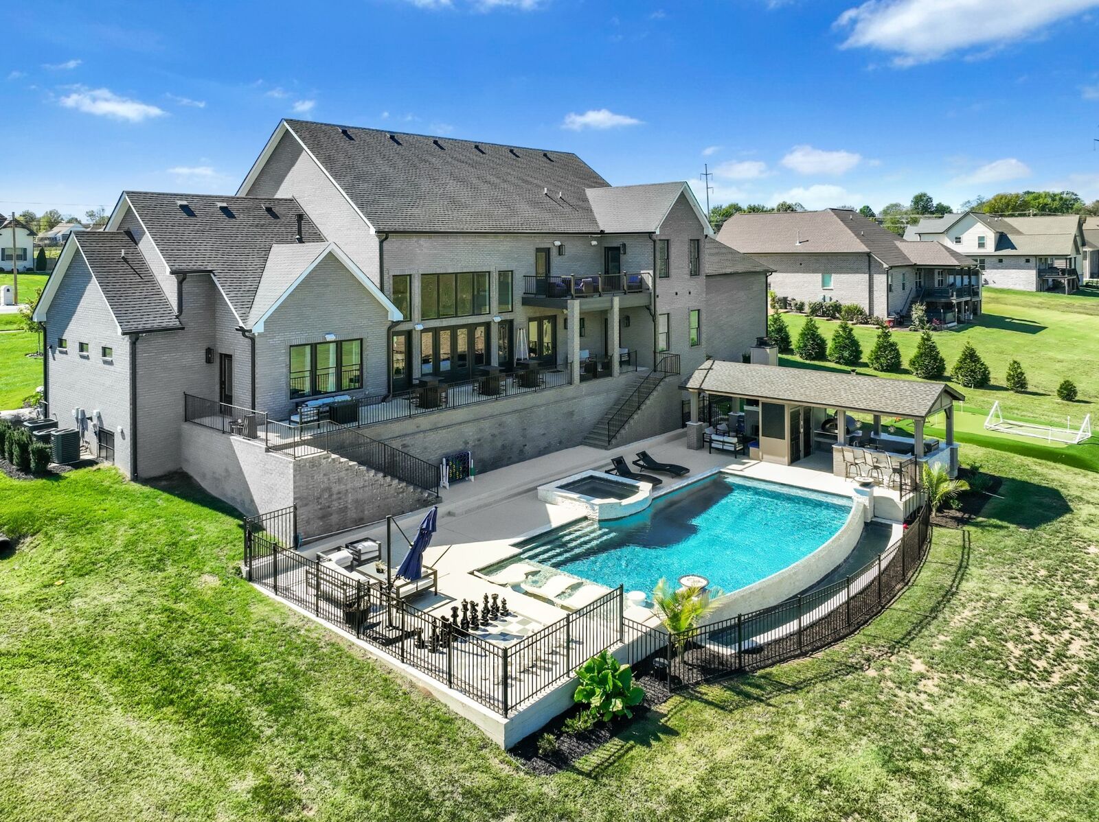 Property Photo:  617 Coles Ferry Rd  TN 37066 