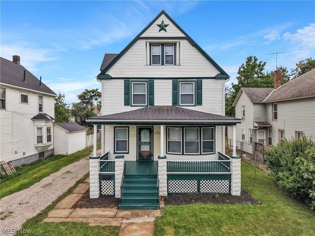 Property Photo: 1768 E 31st Street OH 44055