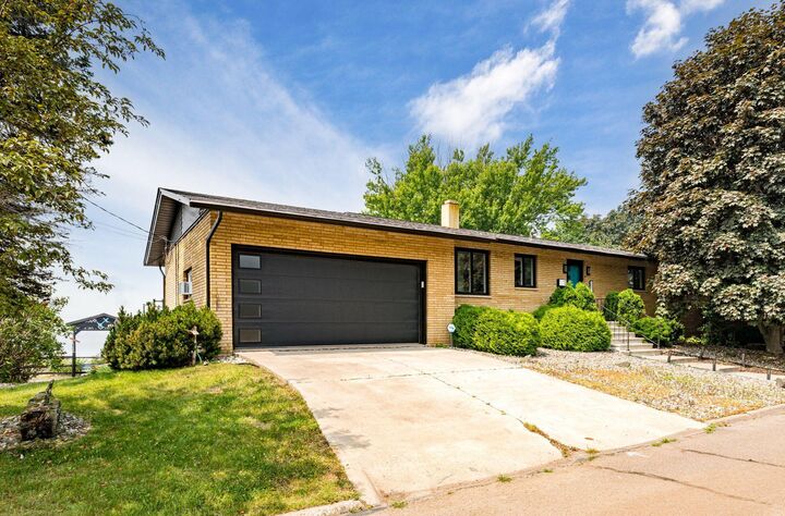 Property Photo:  3535 Minnesota Avenue  MN 55802 