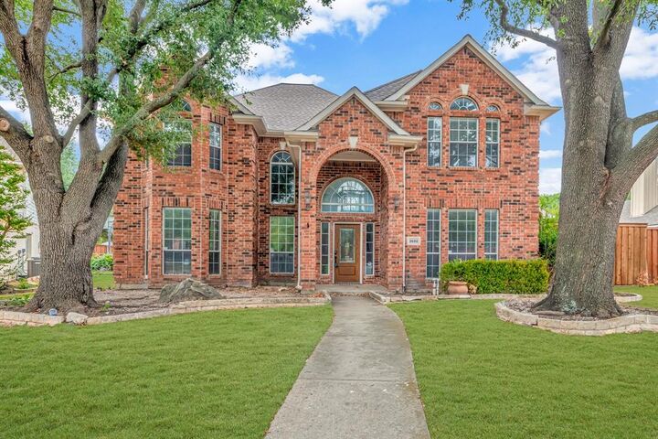 Property Photo: 2632 Newcastle Drive TX 75007