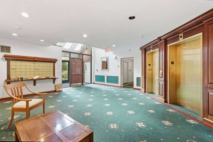 Property Photo:  770 Salisbury St 555  MA 01609 
