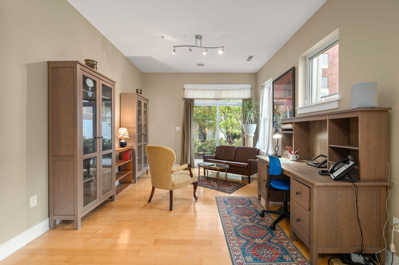 Property Photo:  31 Wheeler St 101  MA 02138 