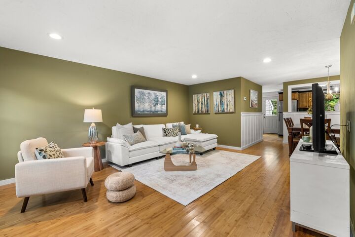 Property Photo: 40 Washington Grn 40 MA 02032