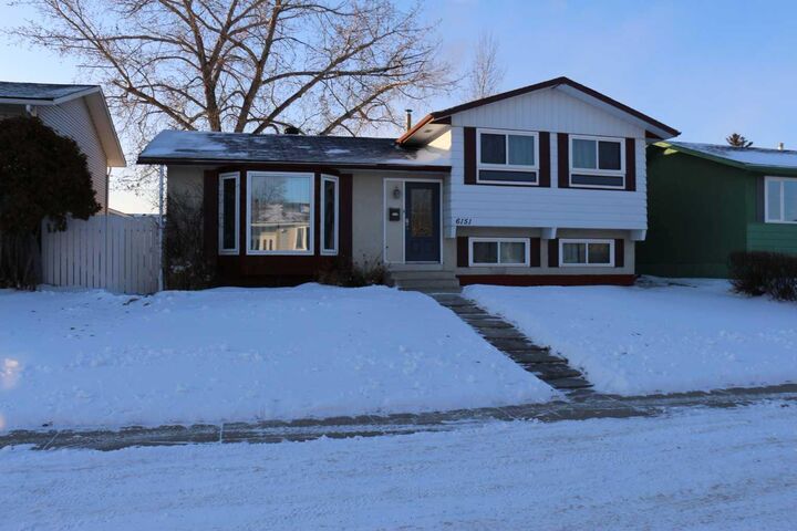Property Photo:  6151 Penworth Road SE  AB T2A 4J9 