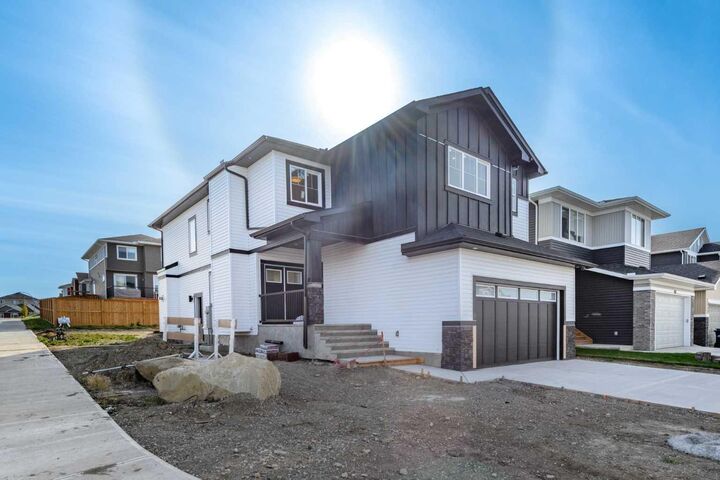 Property Photo:  456 Rivercrest Road  AB T4C 3C6 