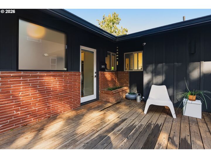 Property Photo:  3815 N Willis Blvd  OR 97217 