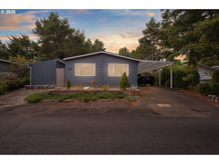 Property Photo: 1601 Rhododendron Dr 669 OR 97439
