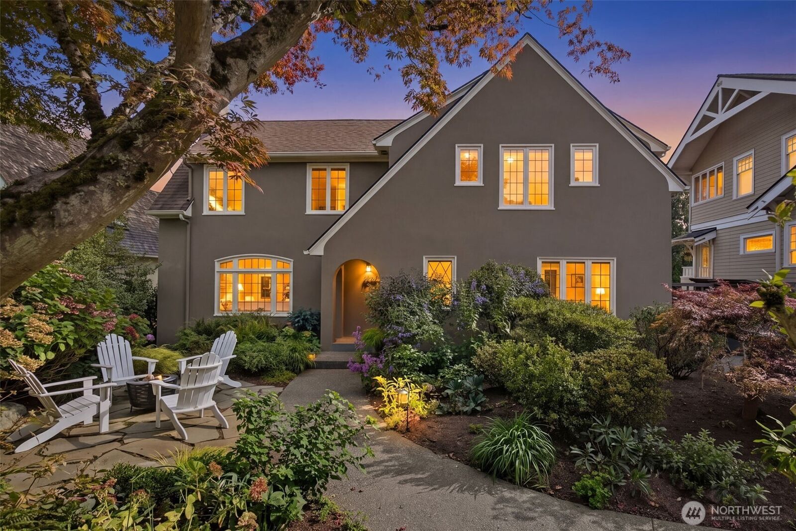 Property Photo: 2324 34th Avenue S WA 98144