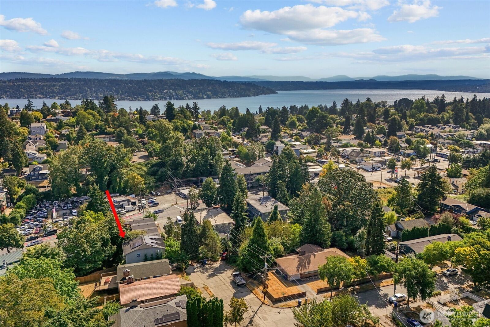 Property Photo: 4812 S Frontenac Street WA 98118
