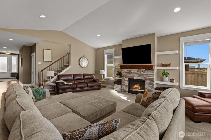 Property Photo: 3375 Terry Lane WA 98022