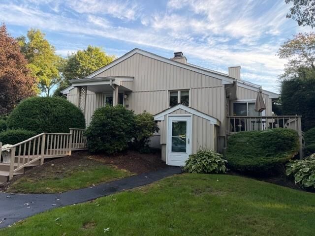 Property Photo: 335 Pier Road B5 RI 02882