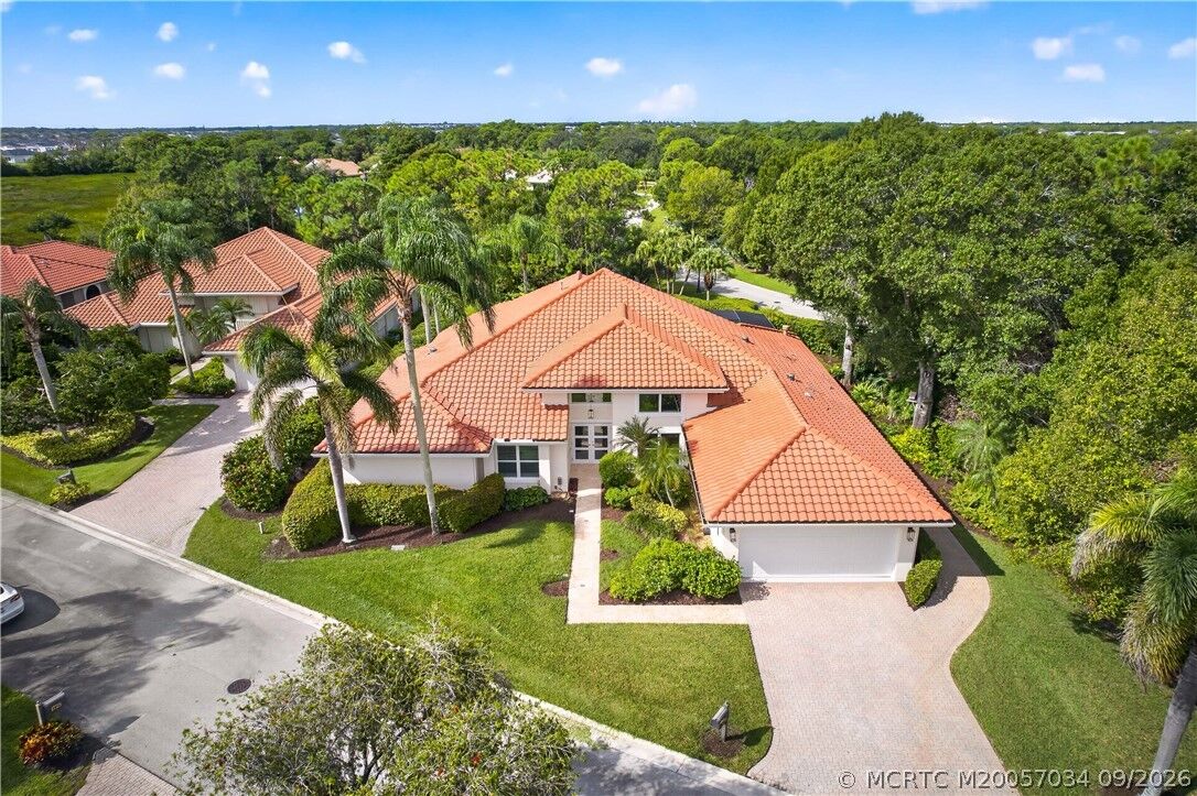 Property Photo:  1719 NW Buttonbush Circle  FL 34990 