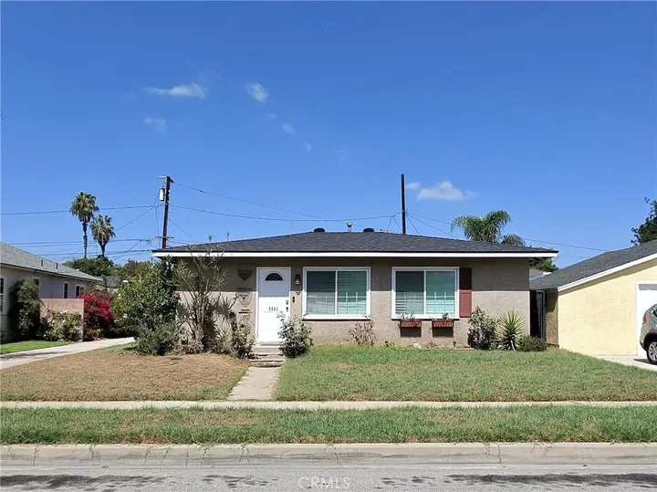 Property Photo:  5849 E Huntdale Street  CA 90808 