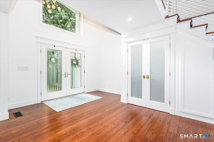 Property Photo: