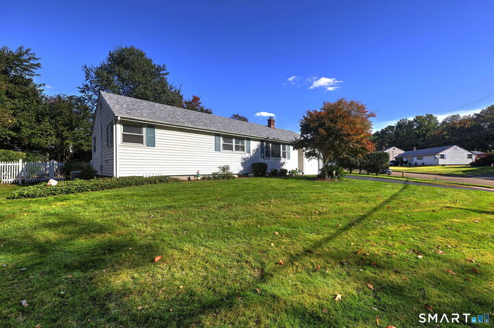 Property Photo: 51 Meadow Park Drive CT 06461