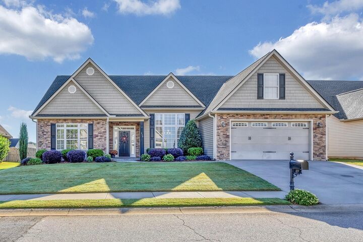 Property Photo: 117 Dewfield Lane SC 29316