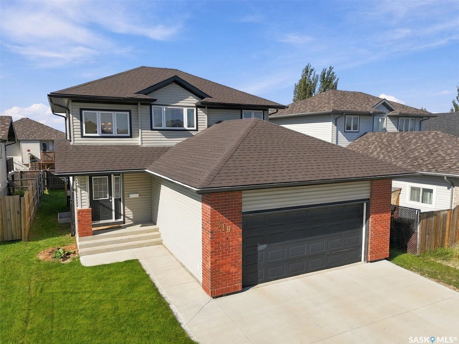 Property Photo:  319 Allwood Crescent  SK S7R 0A4 