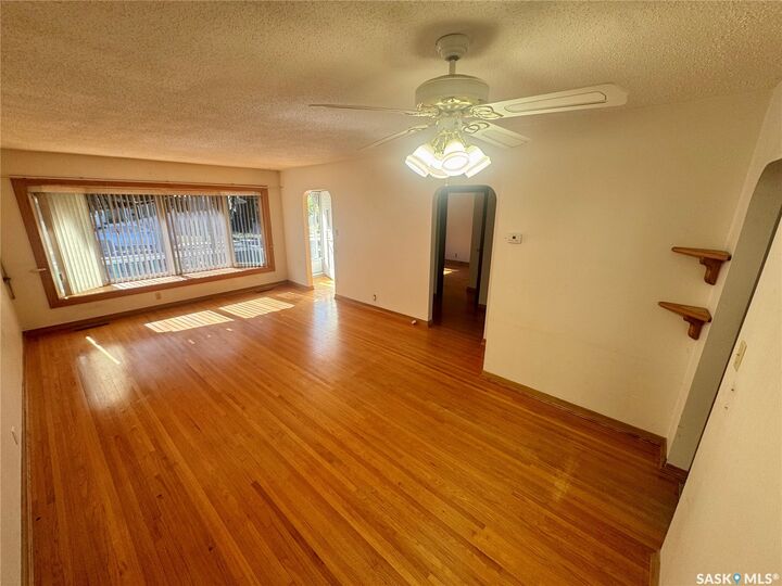 Property Photo:  3726 Normandy Avenue  SK S4S 0X9 