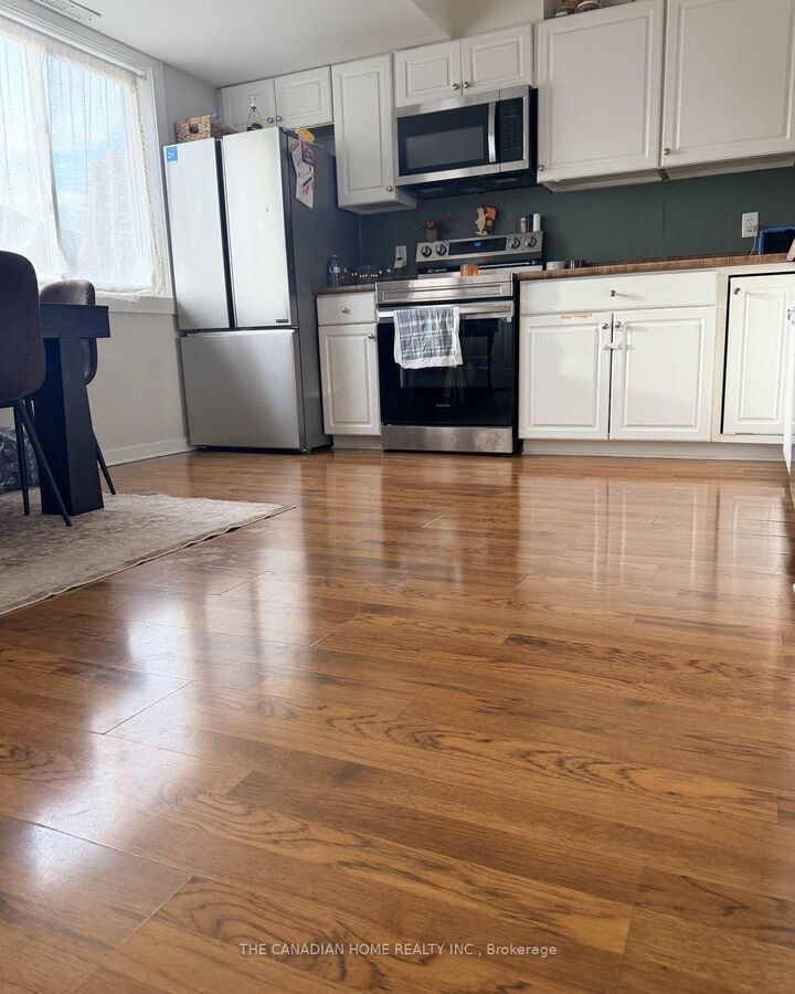 Property Photo:  220 Erie Street 216  ON L3K 0A6 