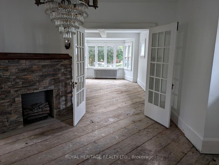 Property Photo:  73 Talbot Street N  ON N3Y 3W6 