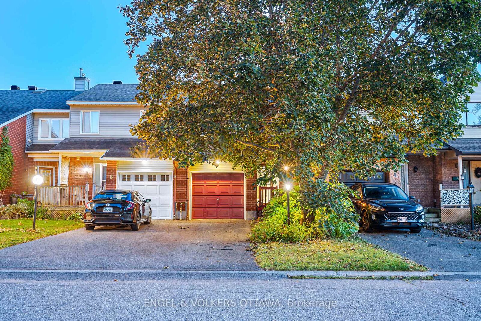 Property Photo:  6 Bridgewater Terrace  ON K2J 3G8 