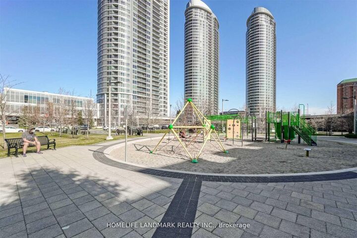 Property Photo:  151 Village Green Square 2306  ON M1S 0K5 