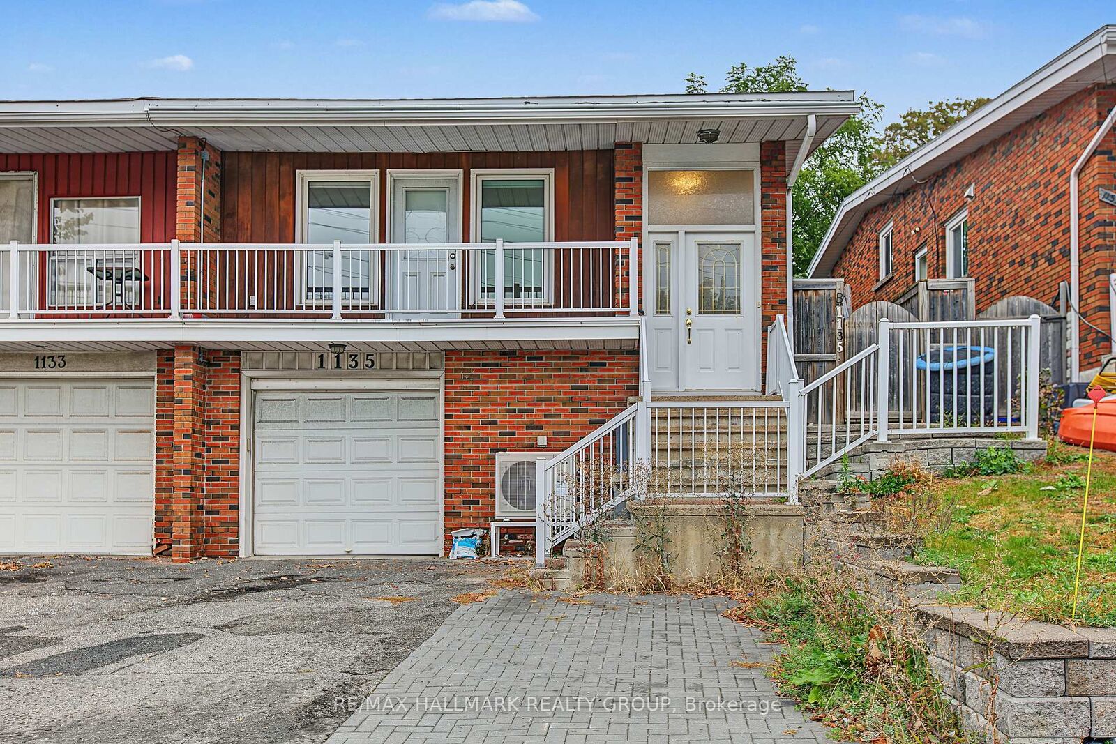 Property Photo:  1135 Maitland Avenue Unit A (Upper Unit)  ON K2C 2B8 