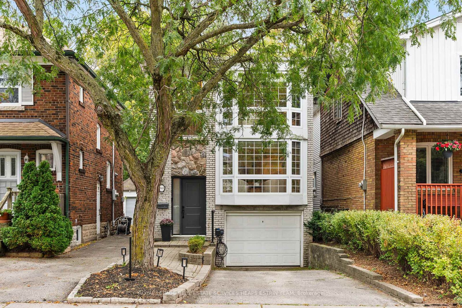 Property Photo:  515 Soudan Avenue  ON M4S 1X1 