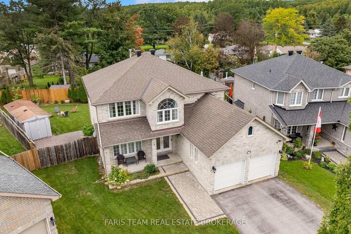 Photo de la propriété: 114 Ruffet Drive ON L4N 0N6