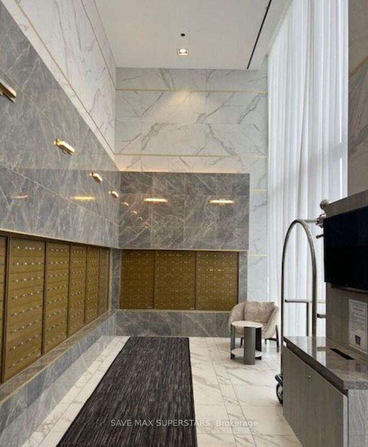 Property Photo:  898 Portage Parkway Shared Unit 3107  ON L4K 0J6 
