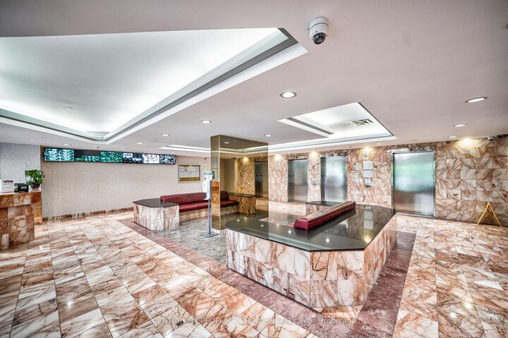 Property Photo:  5 Rowntree Road 1710  ON M9V 5G9 
