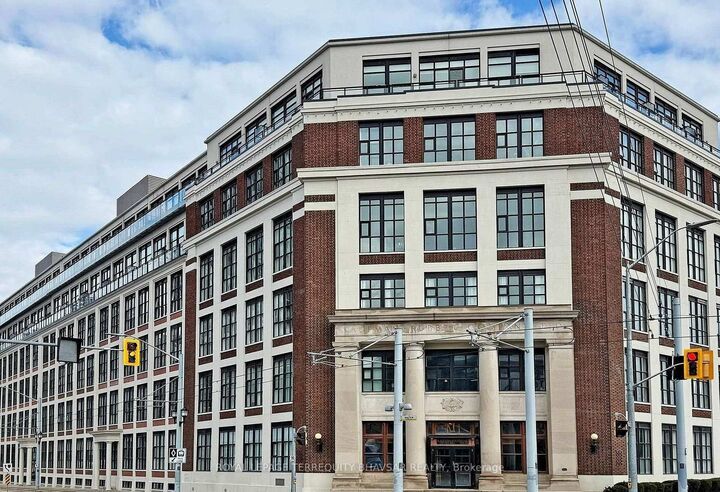 Property Photo:  410 King Street W 505  ON N2G 1C3 