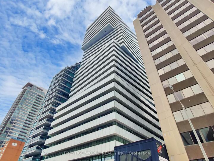 Property Photo:  200 Bloor Street West Street W 1401  ON M5S 1T8 