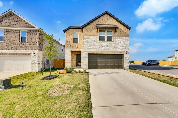 Property Photo:  152 Breccia Trail  TX 78642 