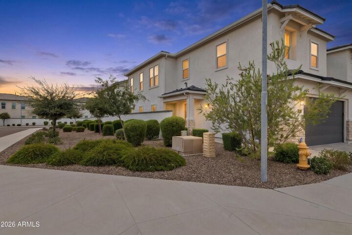 Property Photo: 17426 N 49th Street AZ 85254