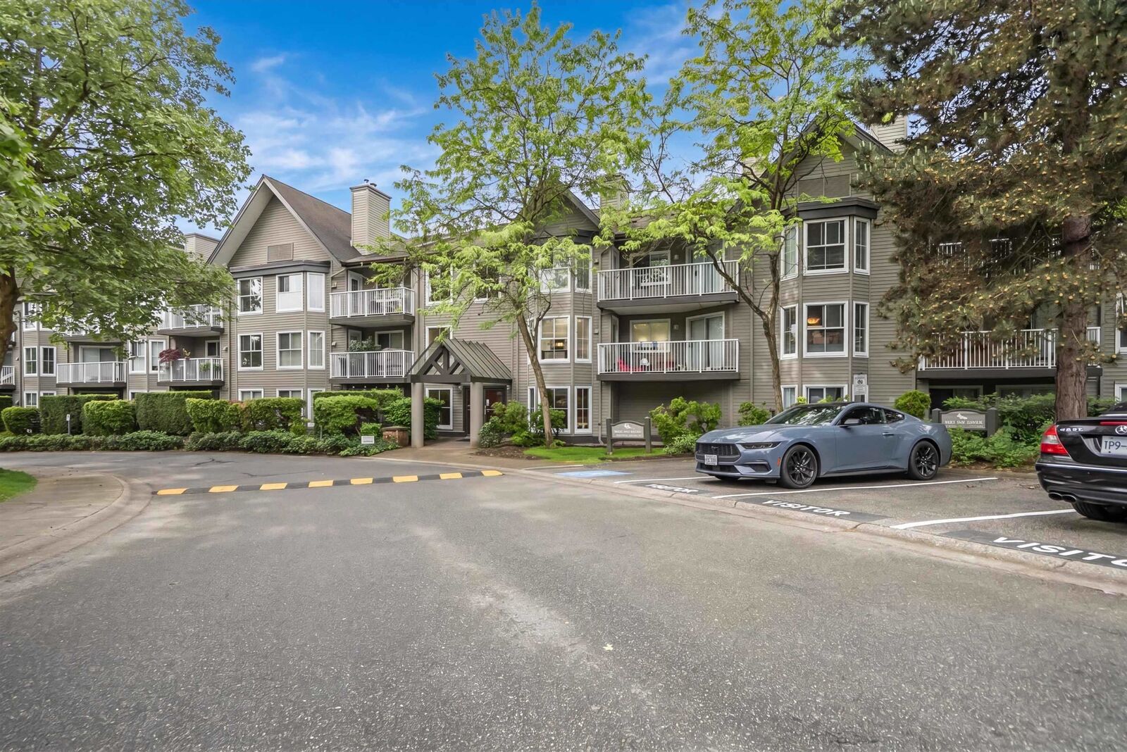 Property Photo:  15130 108 Avenue 112  BC V3R 0T8 