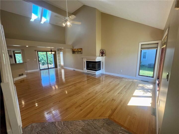 Property Photo:  35 Hayfield Way  NY 14534 